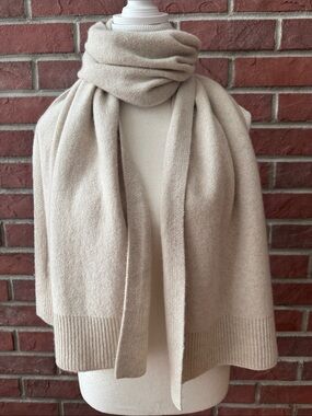 Vince Quiet Luxury Cashmere Wool Cream Ribbed-Edge Knit Scarf 15”x65” NWOT